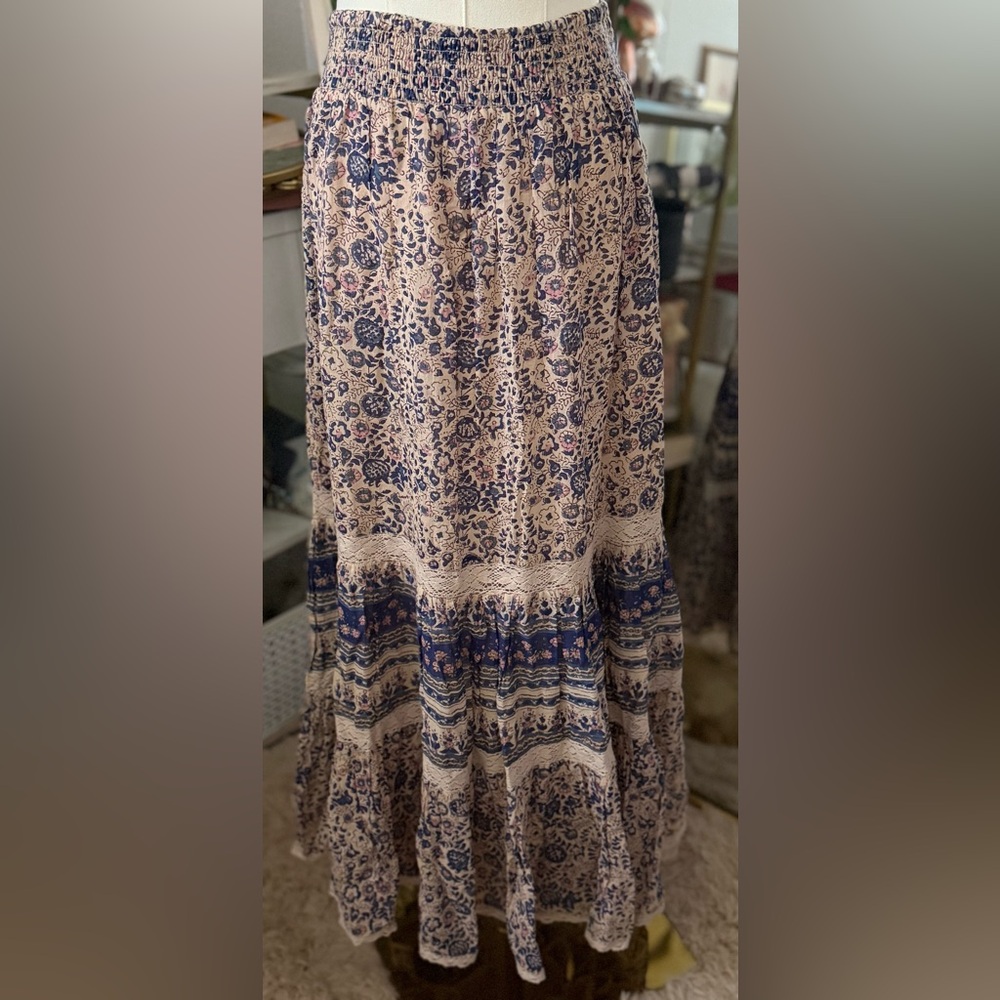 M.A.B.E. CASS PRINT MAXI SKIRT